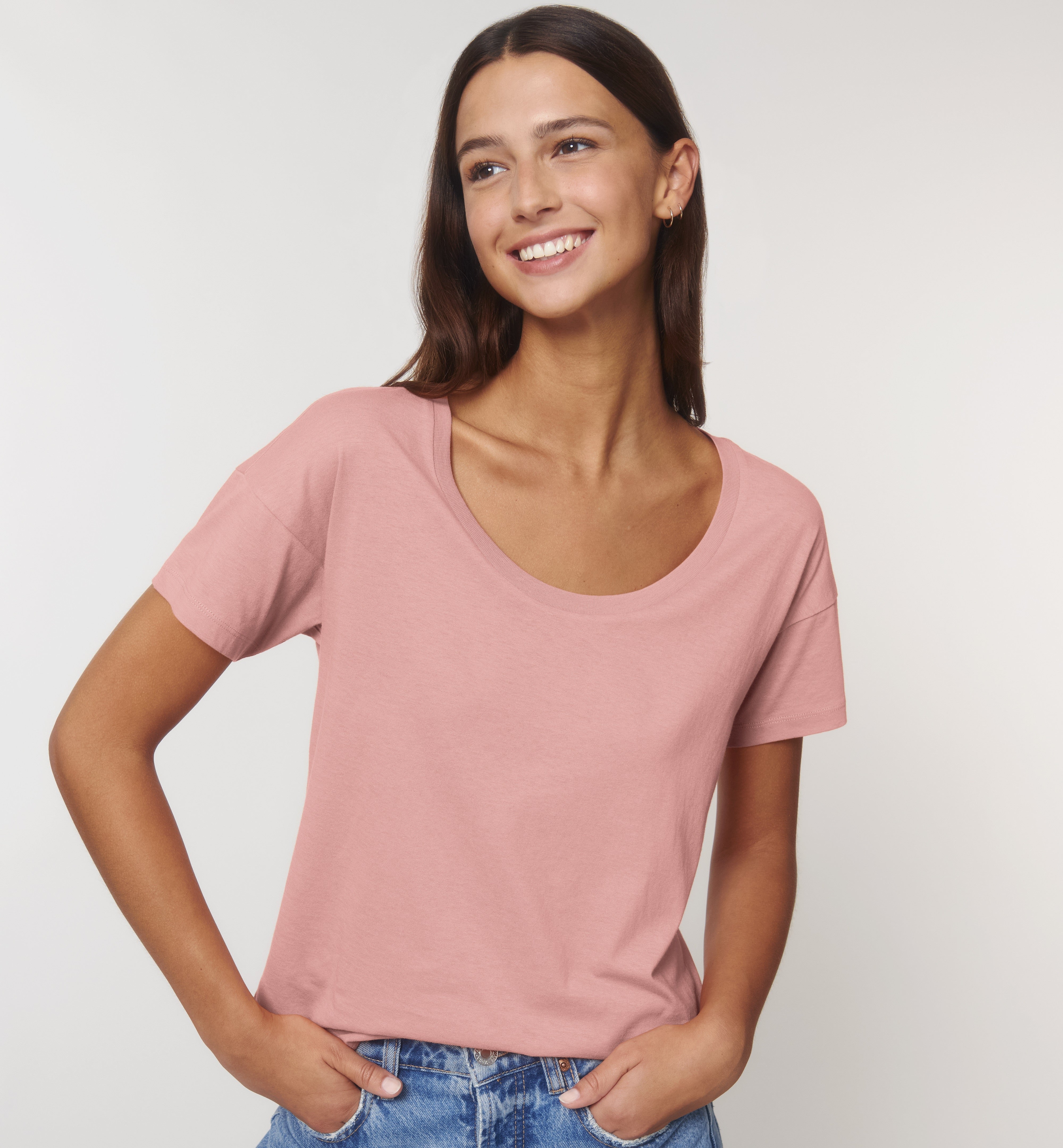 Women's Stella Chiller Scoop Neck Relaxed T-Shirt 