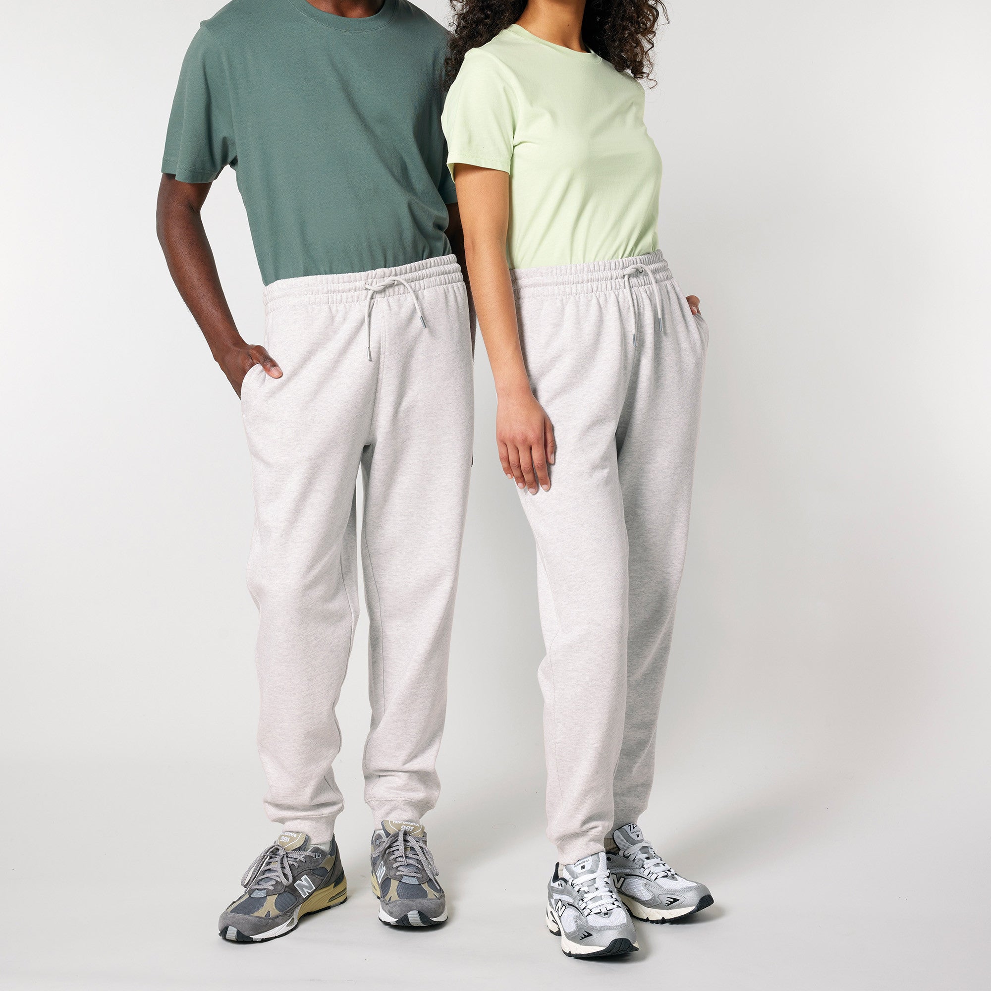 Unisex Mover 2.0 Iconic Jogger Pants | COOL HEATHER GREY