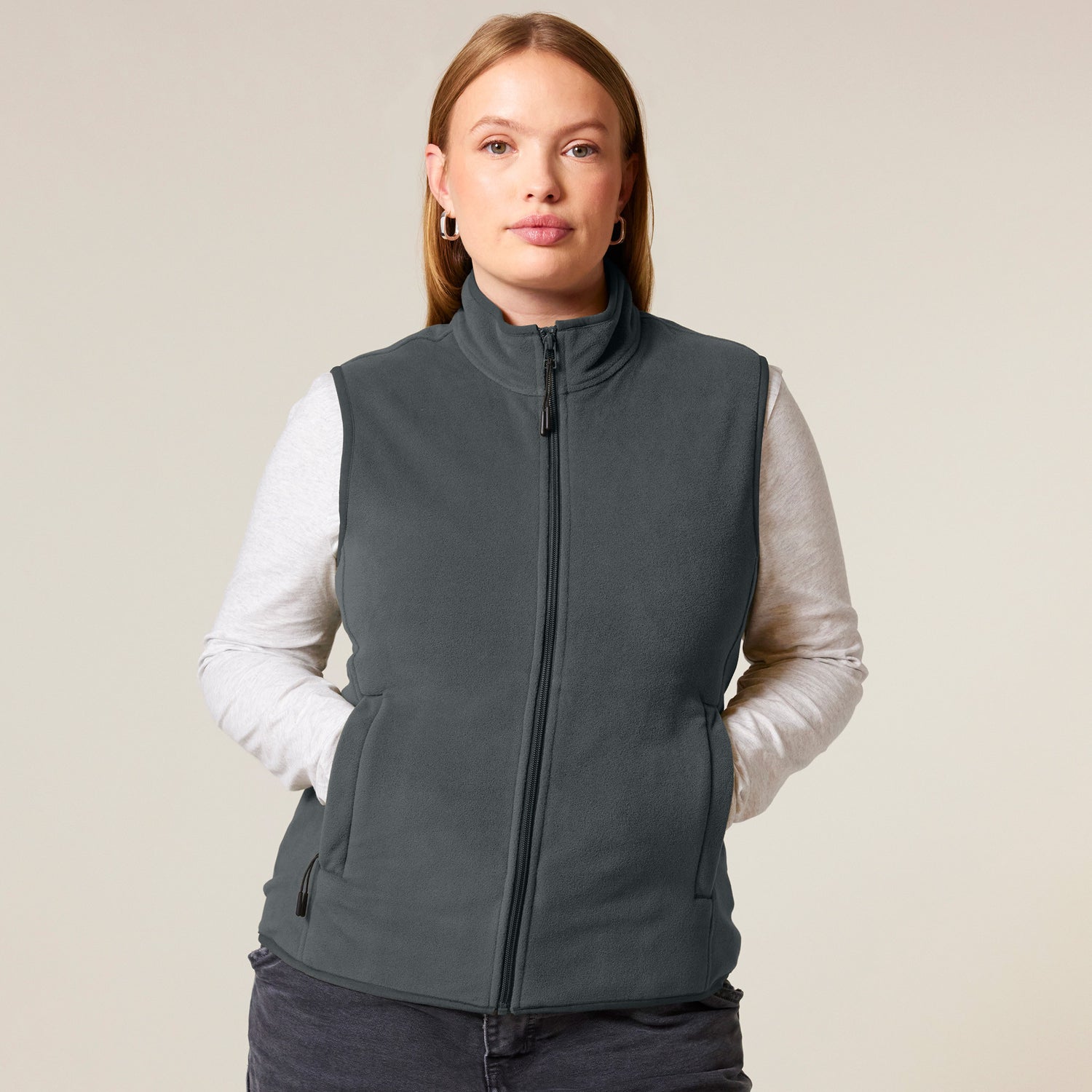 Stella Quester | KHAKI