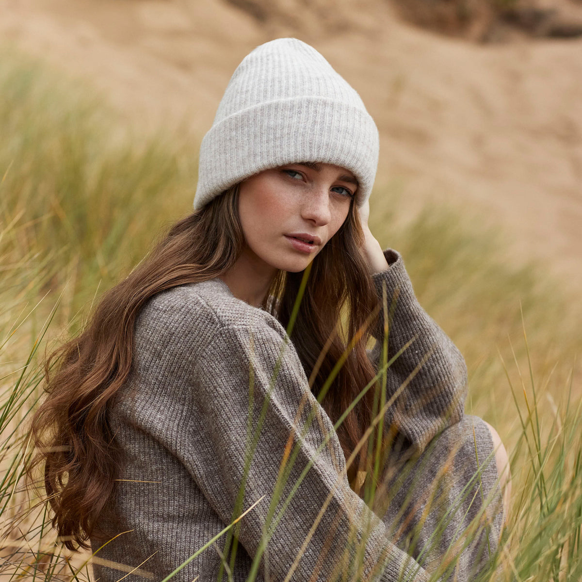 Cosy Ribbed Beanie | ALMOND MARL
