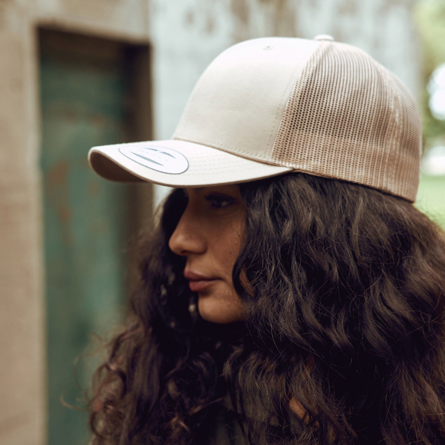 Retro Trucker Cap | BLACK/WHITE