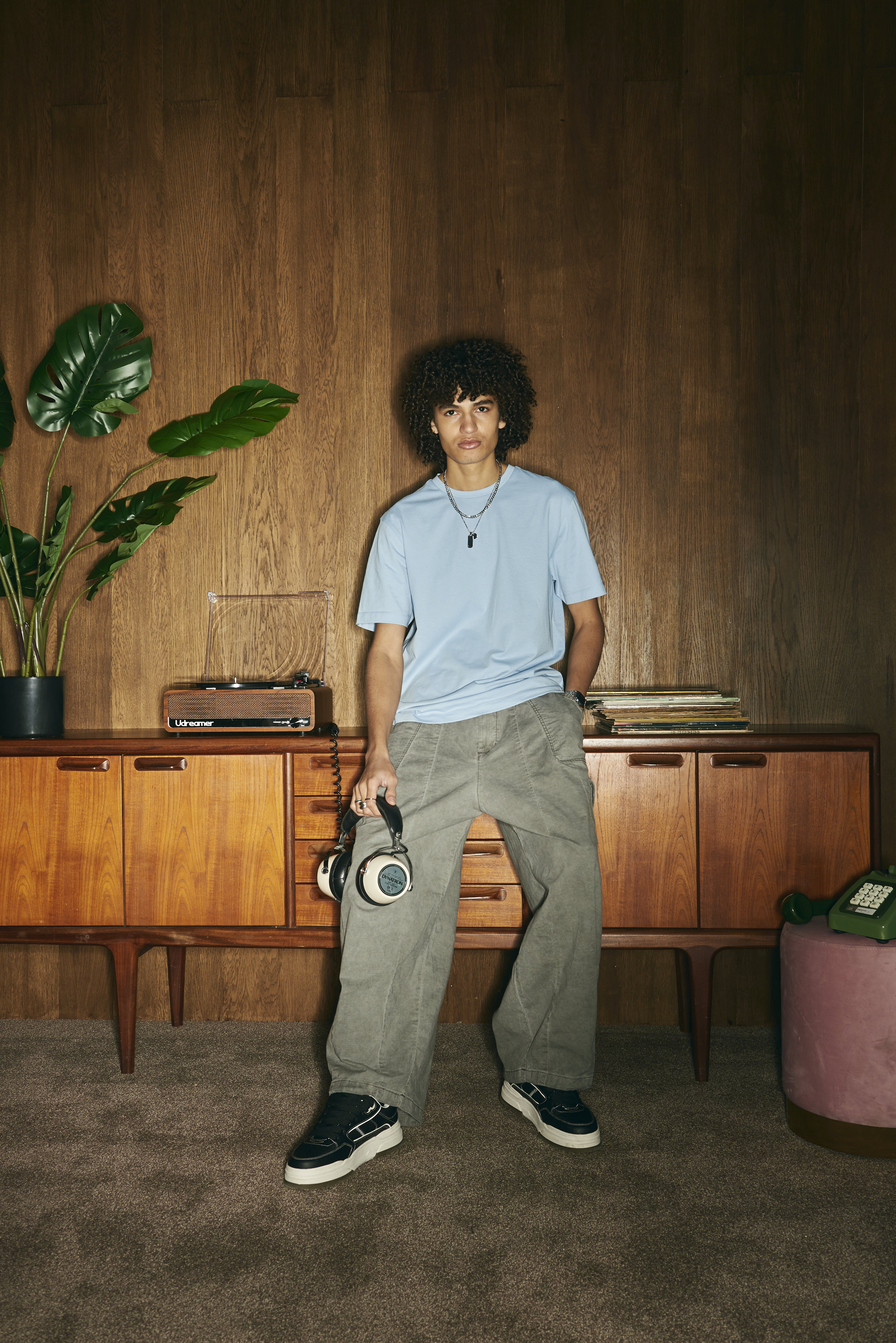 The AWDis 150 T | PURPLE