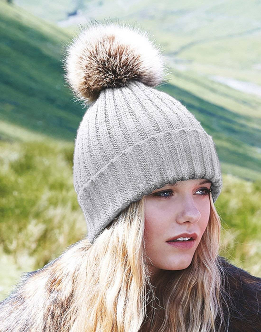 Fur Pom Pom Chunky Beanie | NAVY