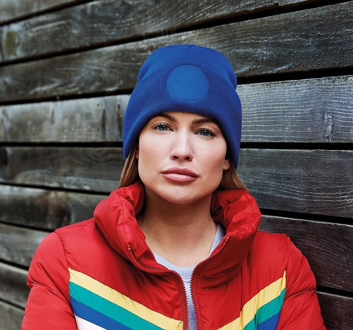 Circular Patch Beanie | BLACK