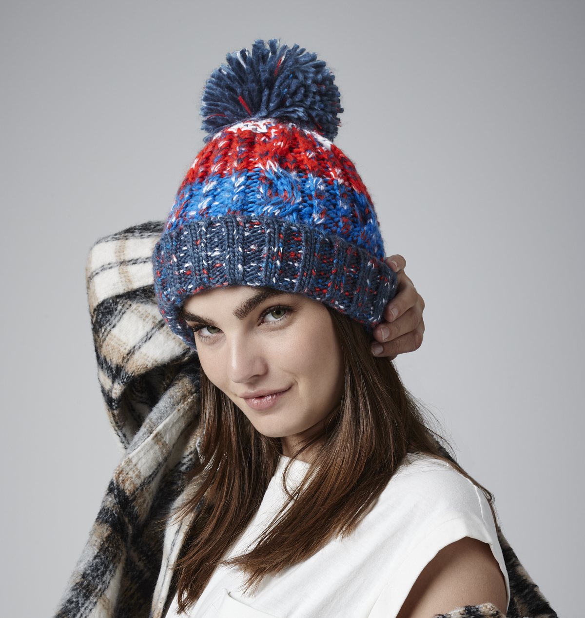 Corkscrew Pom Pom Beanie | MORNING FROST