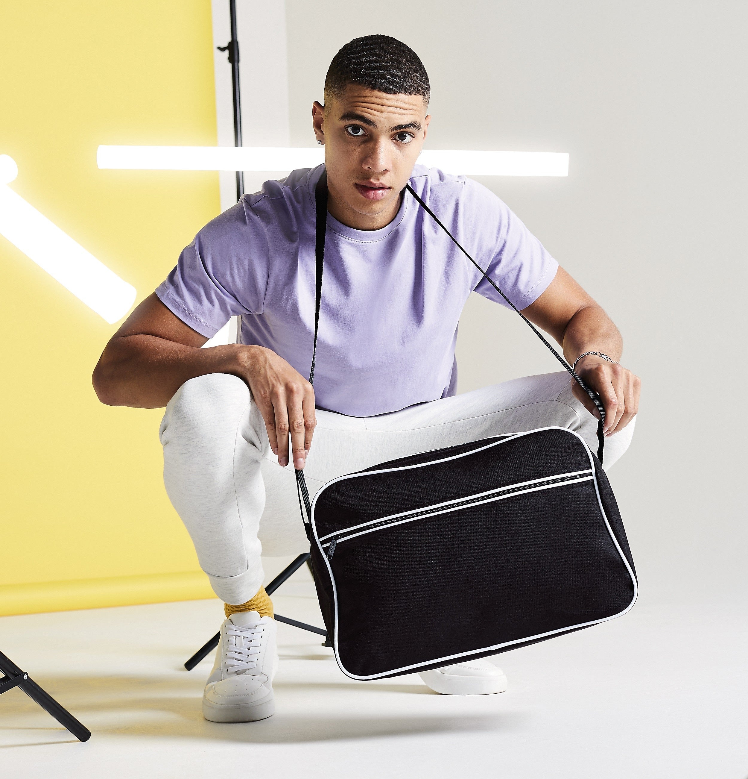 Retro Shoulder Bag | BRIGHT ROYAL/WHITE