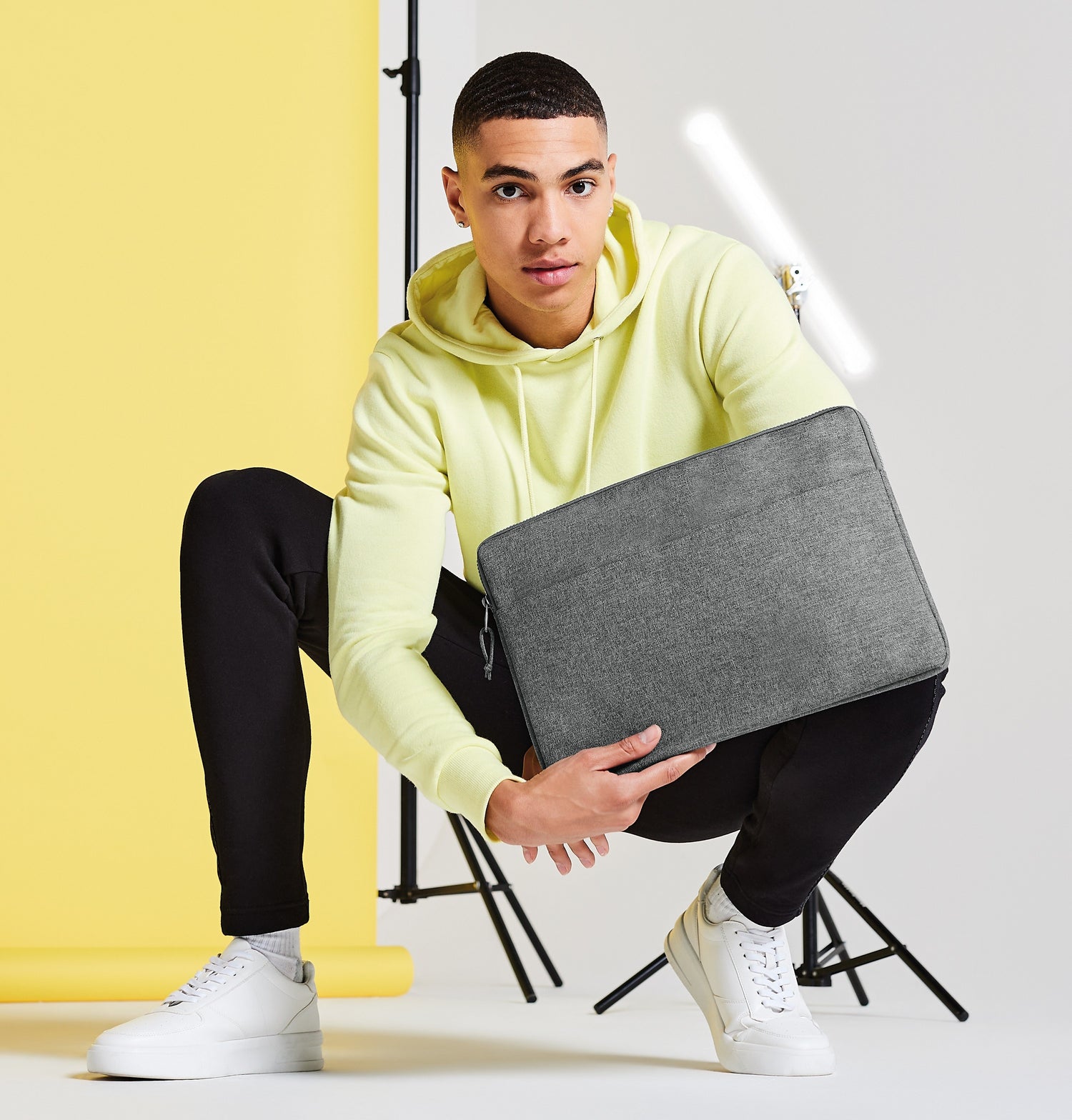 Essential 15" Laptop Case | BLACK