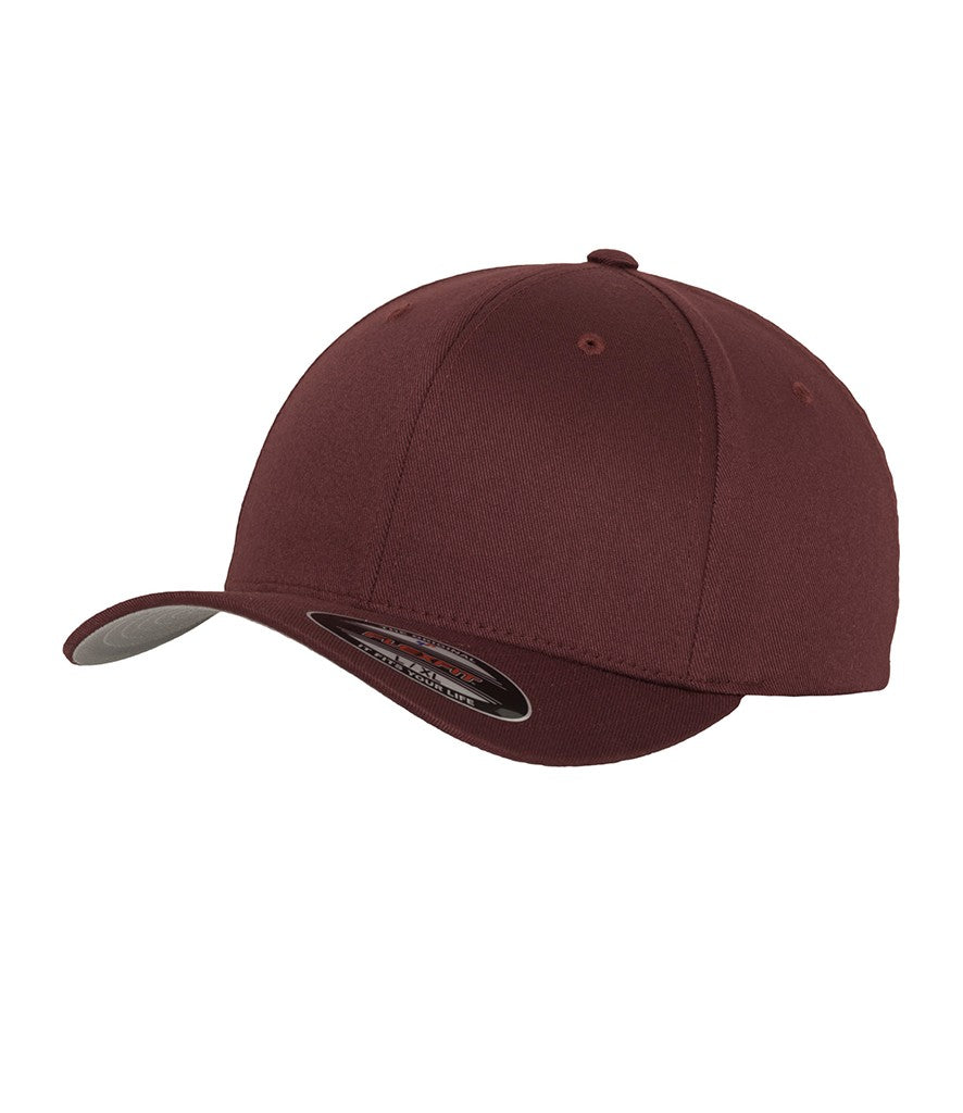 Flexfit Fitted Baseball Cap | MAROON (SILVER UNDERPEAK)