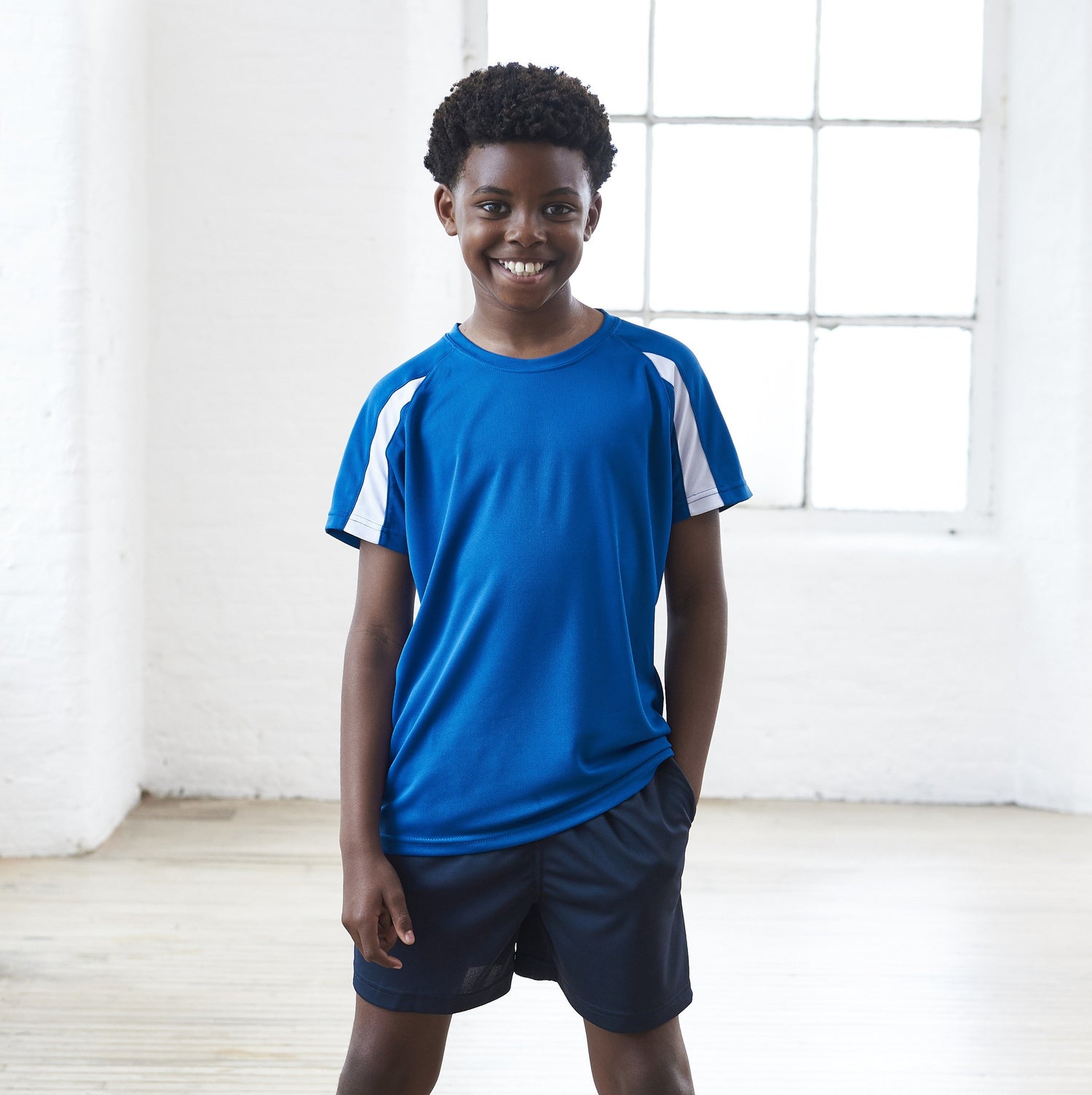 Kids Contrast Cool T | FRENCH NAVY/FIRE RED