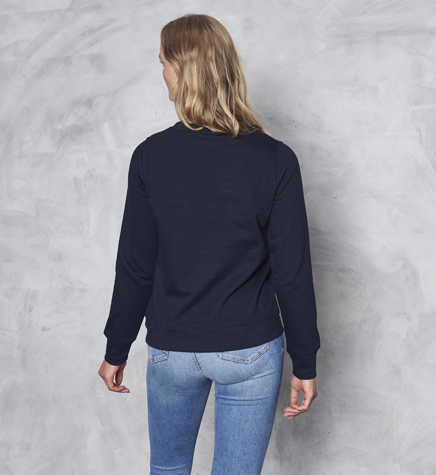 Ladies Sweatshirt | DEEP BLACK