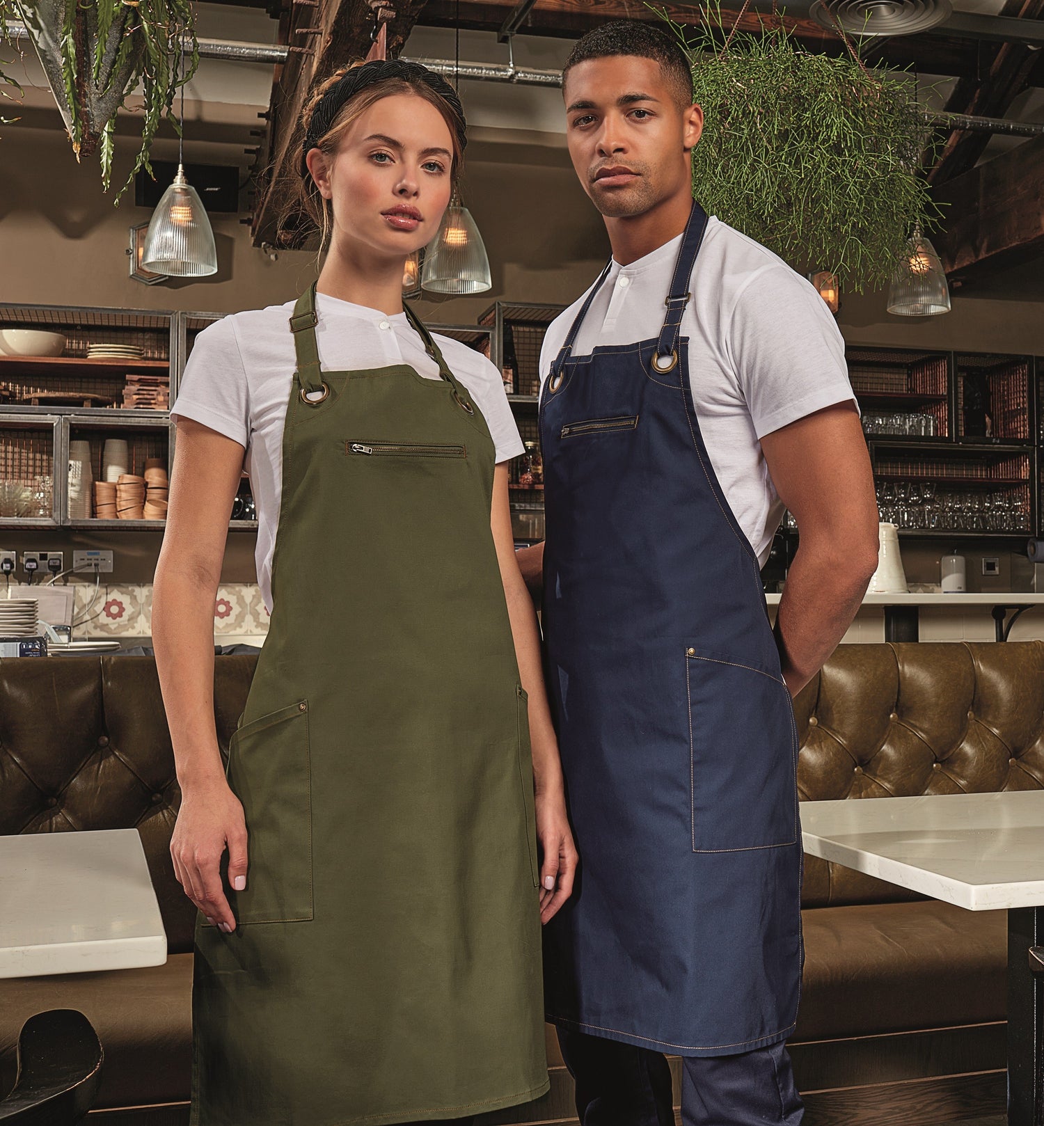 Barley Sustainable Bib Apron | BLACK/CHARCOAL