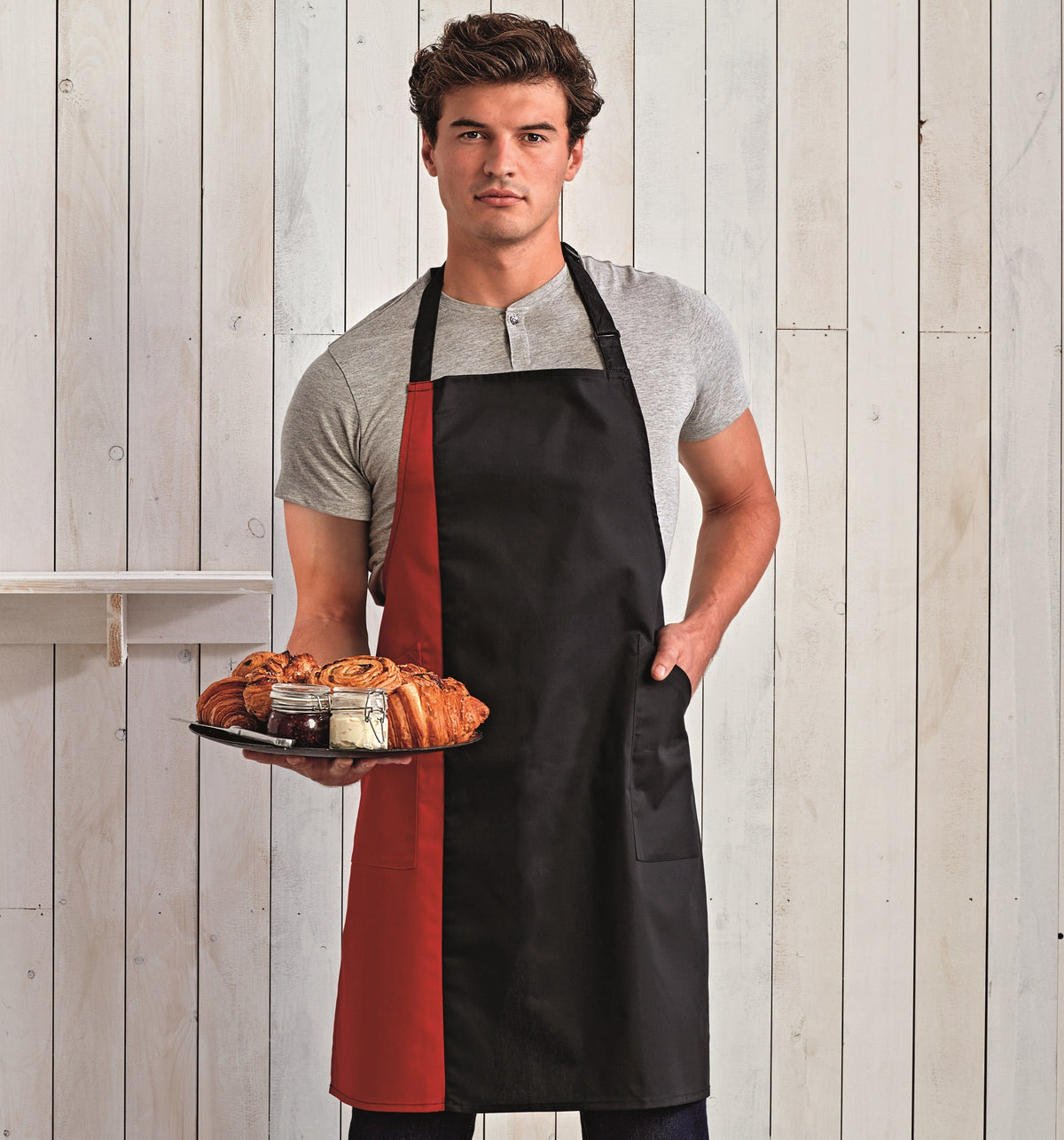 Contrast Bib Apron | BLACK/RED