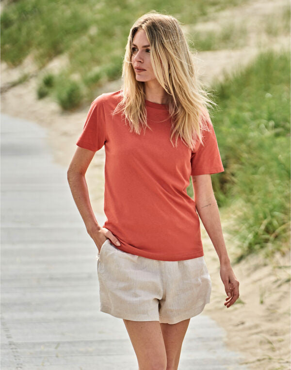 Urban Luxury Tee | CRANBERRY