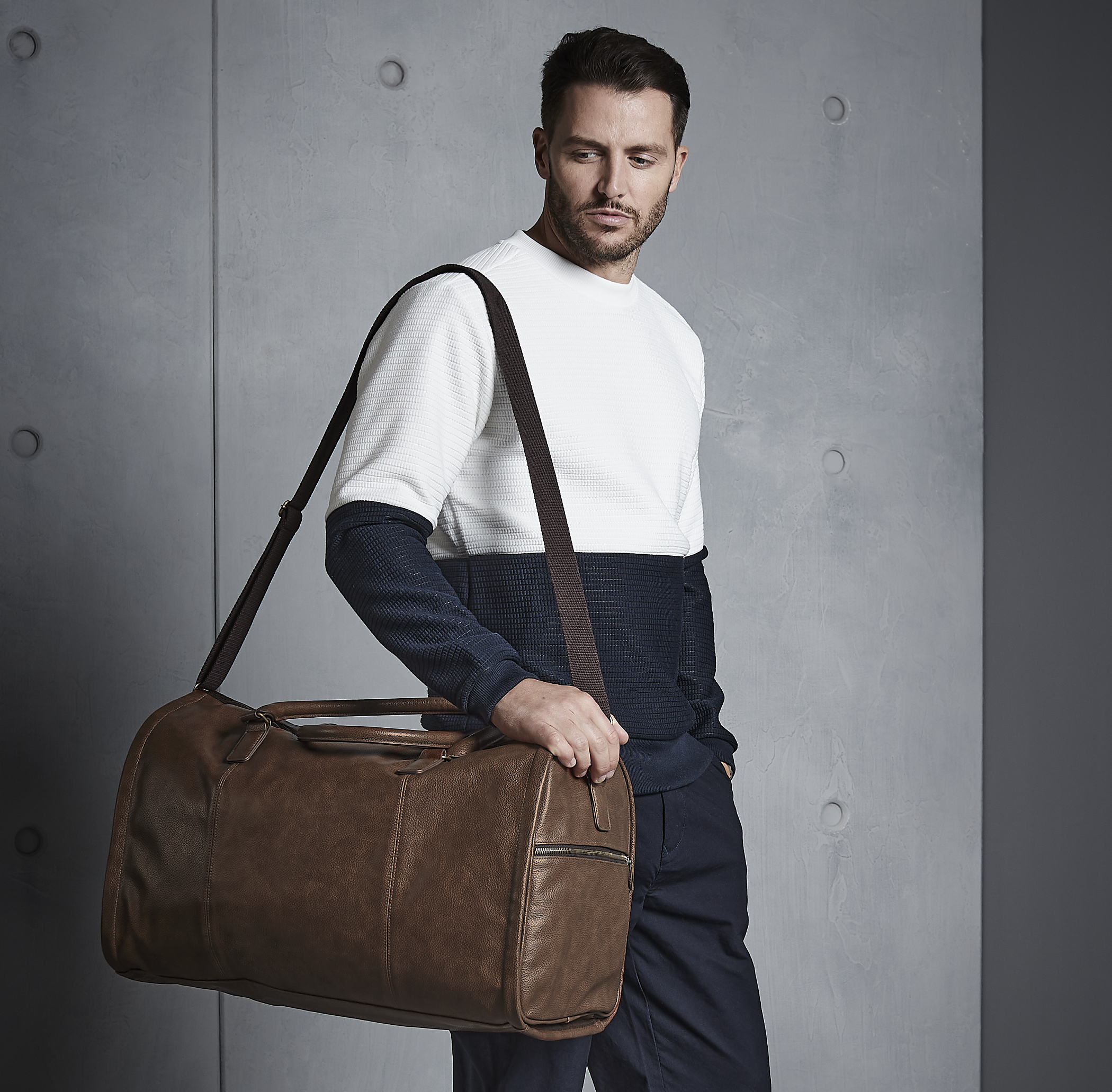 NuHide Garment Weekender | TAN