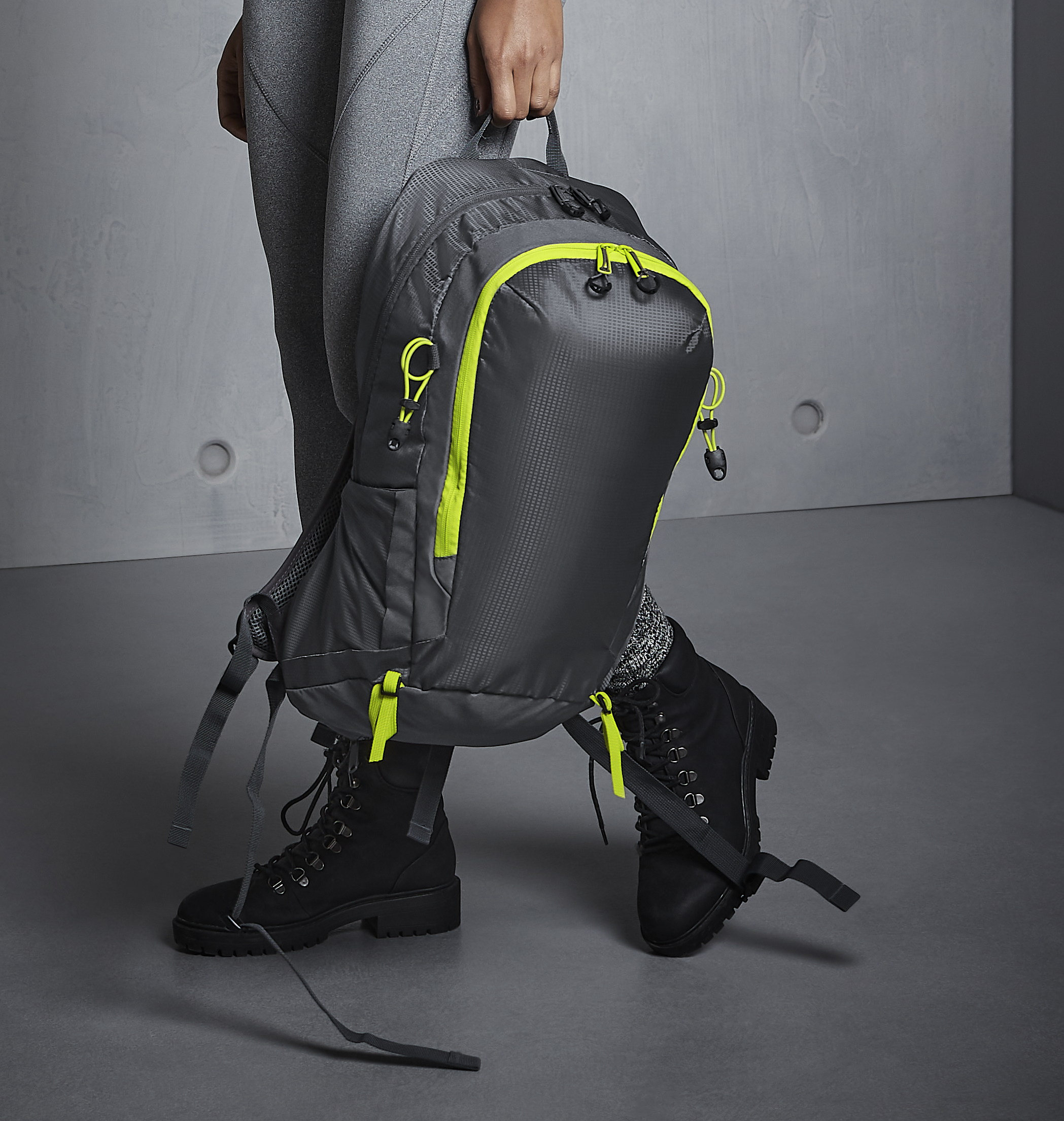 SLX-Lite 25 Litre Daypack | BLACK