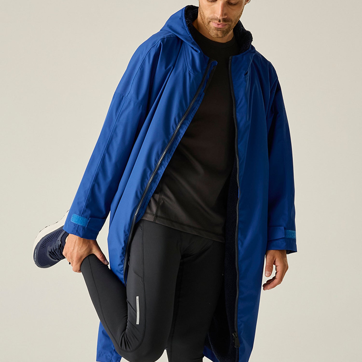 Pro Changing Robe | NAVY/NEW ROYAL