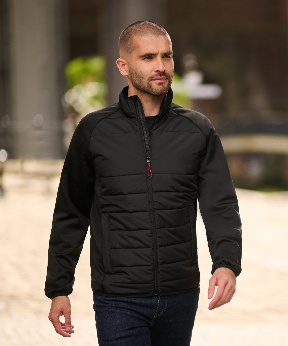 Essential Hybrid Jacket | NAVY