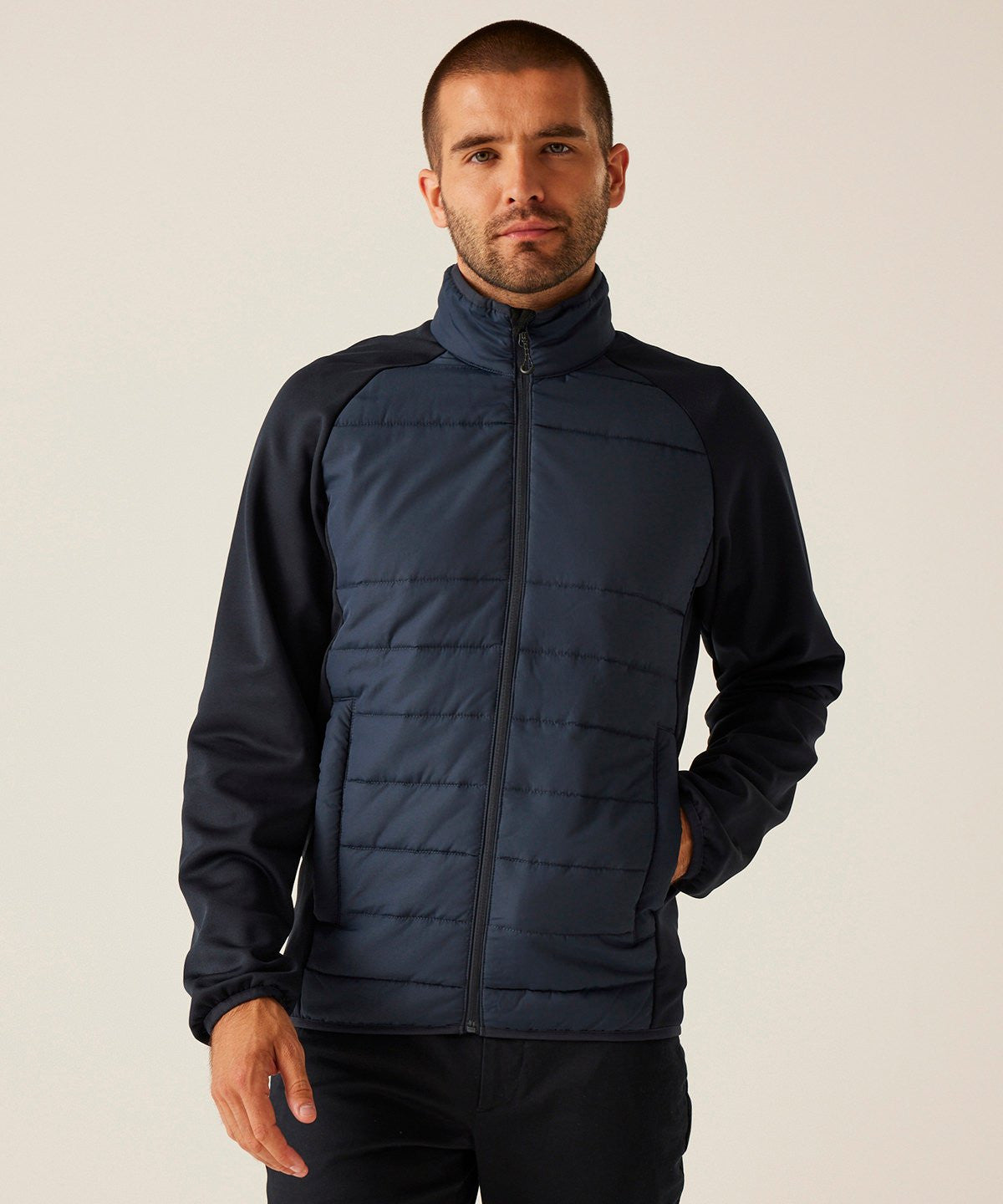 Essential Hybrid Jacket | NAVY