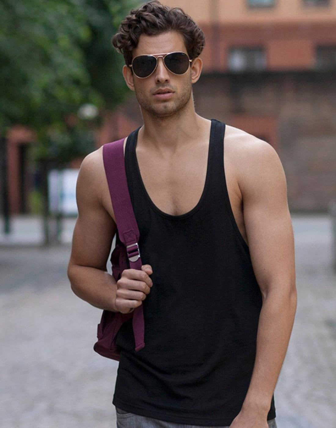 Muscle Vest | BRIGHT RED