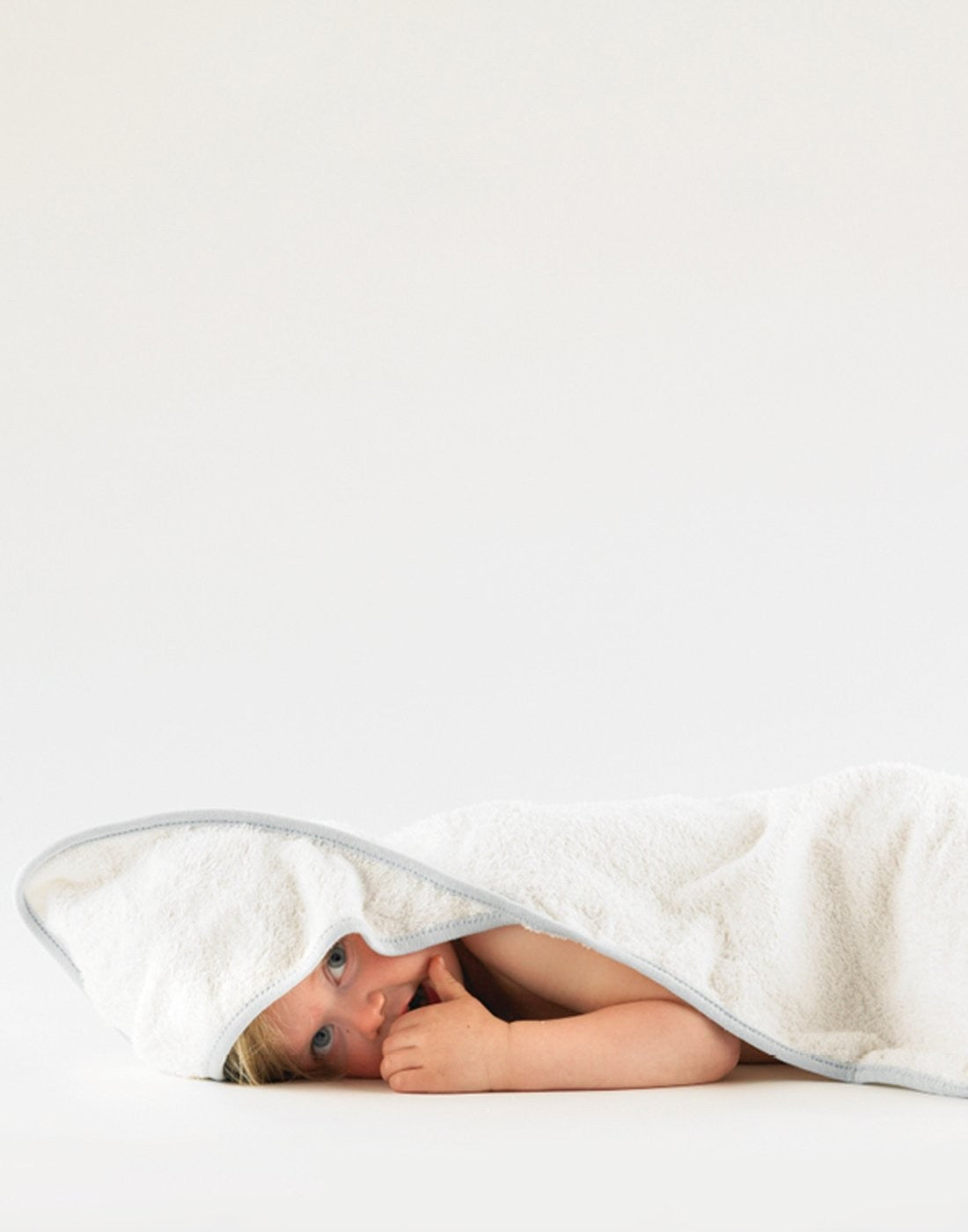 Babies Hooded Towel | WHITE/WHITE