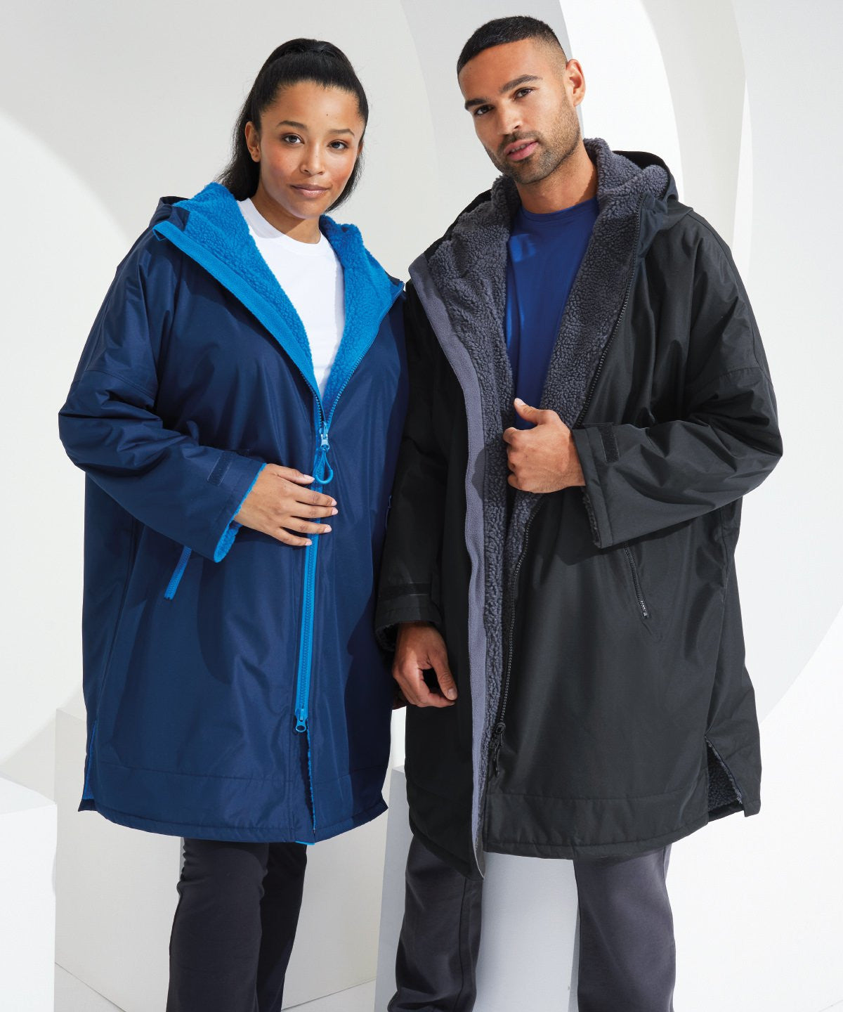 All Seasons Waterproof Changing Robe | OLIVE/NATURAL
