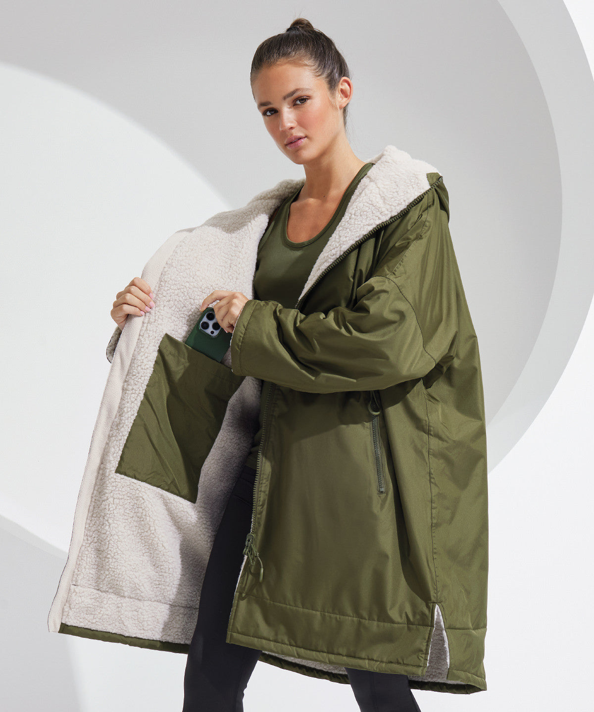 All Seasons Waterproof Changing Robe | OLIVE/NATURAL