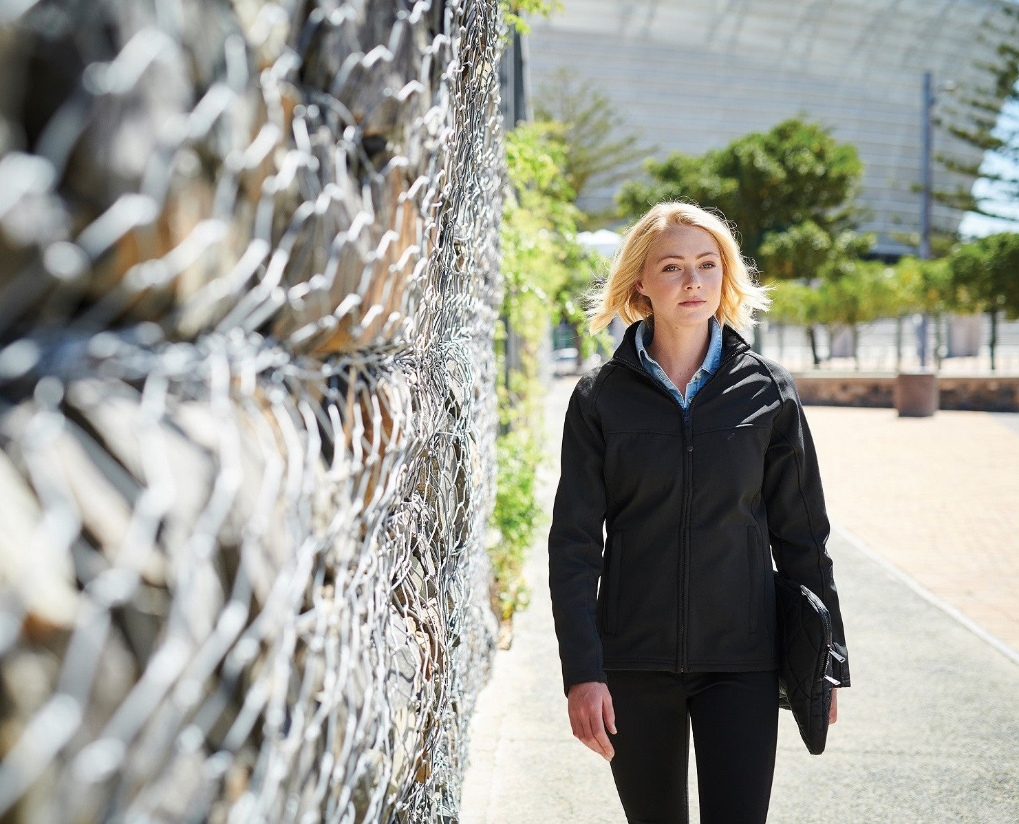 Womens Uproar Softshell | CLASSIC RED/SEAL GREY